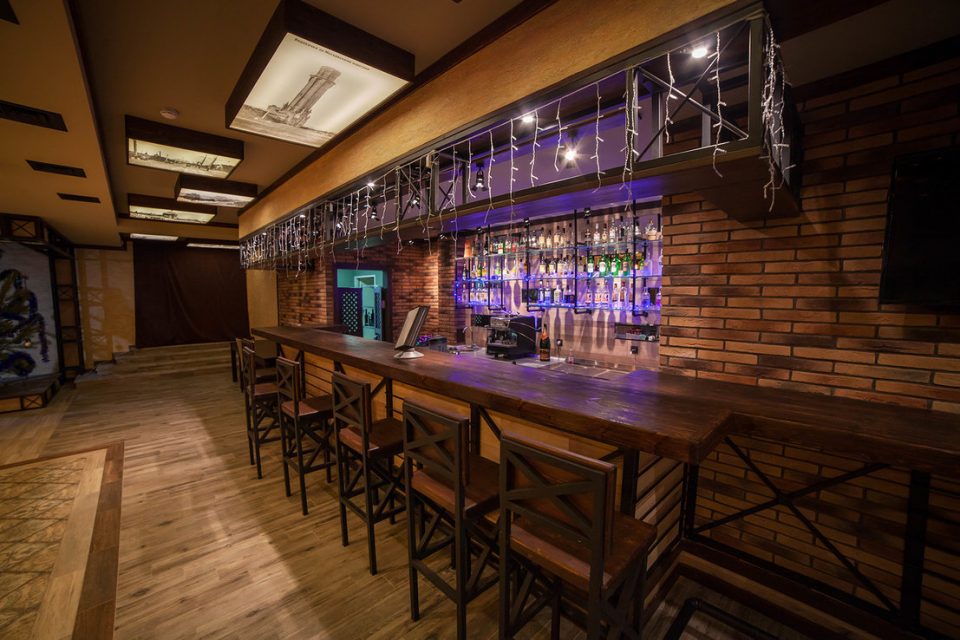 южные ворота курск гостинично ресторанный. кафе южные ворота курск. гранд комплекс майкоп. гранд холл майкоп ресторан. южные ворота курск гостинично ресторанный.