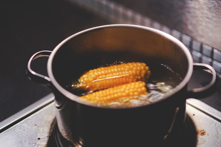 food-water-corn-cooking